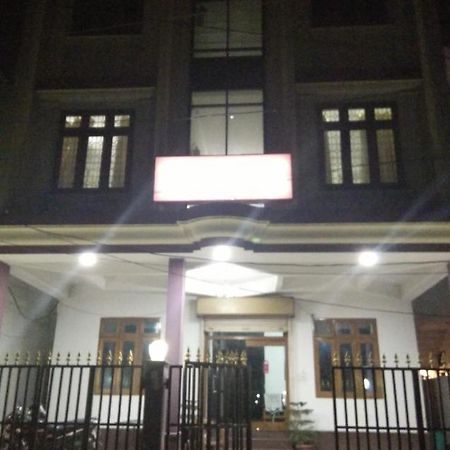 Narendra Guest House Kakarmatha Exterior foto